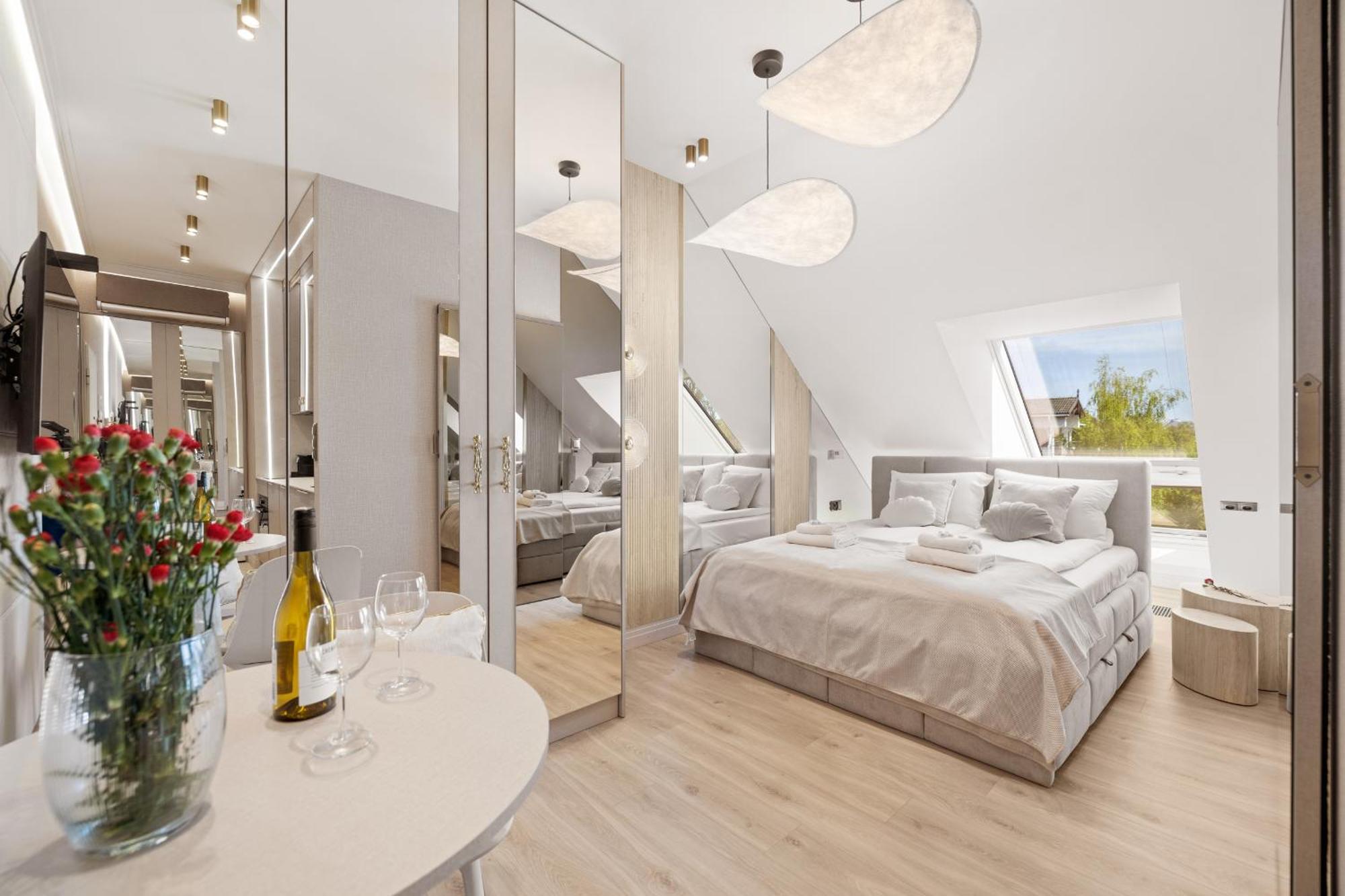 Rezydencja Merwede Aparthotel - My Rest กดัญสก์ ภายนอก รูปภาพ
